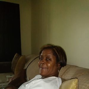 Meet your Posher, Beverly